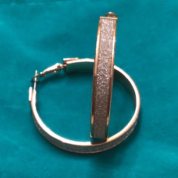 Jewelry - Gold Earrings